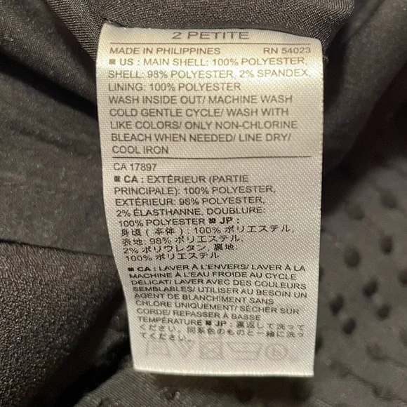 Banana Republic Women’s short sleeve black dress - 2P - Picture 5 of 5